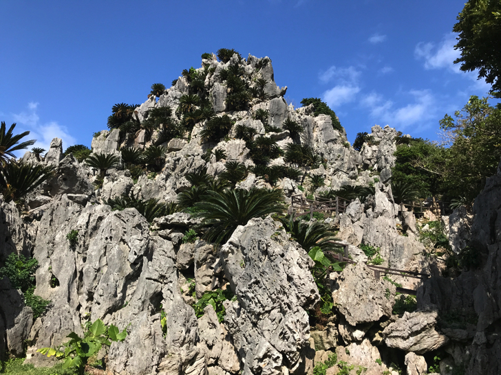 沖縄最大のパワースポット「大石林山」